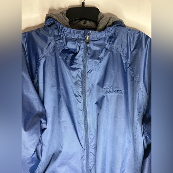 LL Bean Jacket Mens  Windbreaker Lined Navy Blue Full Zip Hood Rain Outdoor LT - Picture 5 of 8